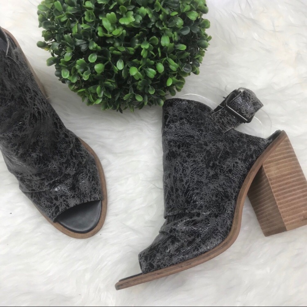 Kelsi Dagger Soft Leather Metro Block Chunky Heel Booties Sandals Dress